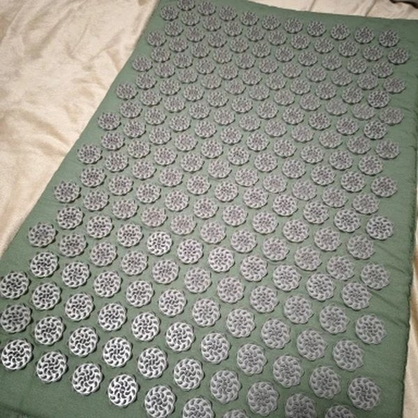 Customer photo: the Kova mat laid out at home